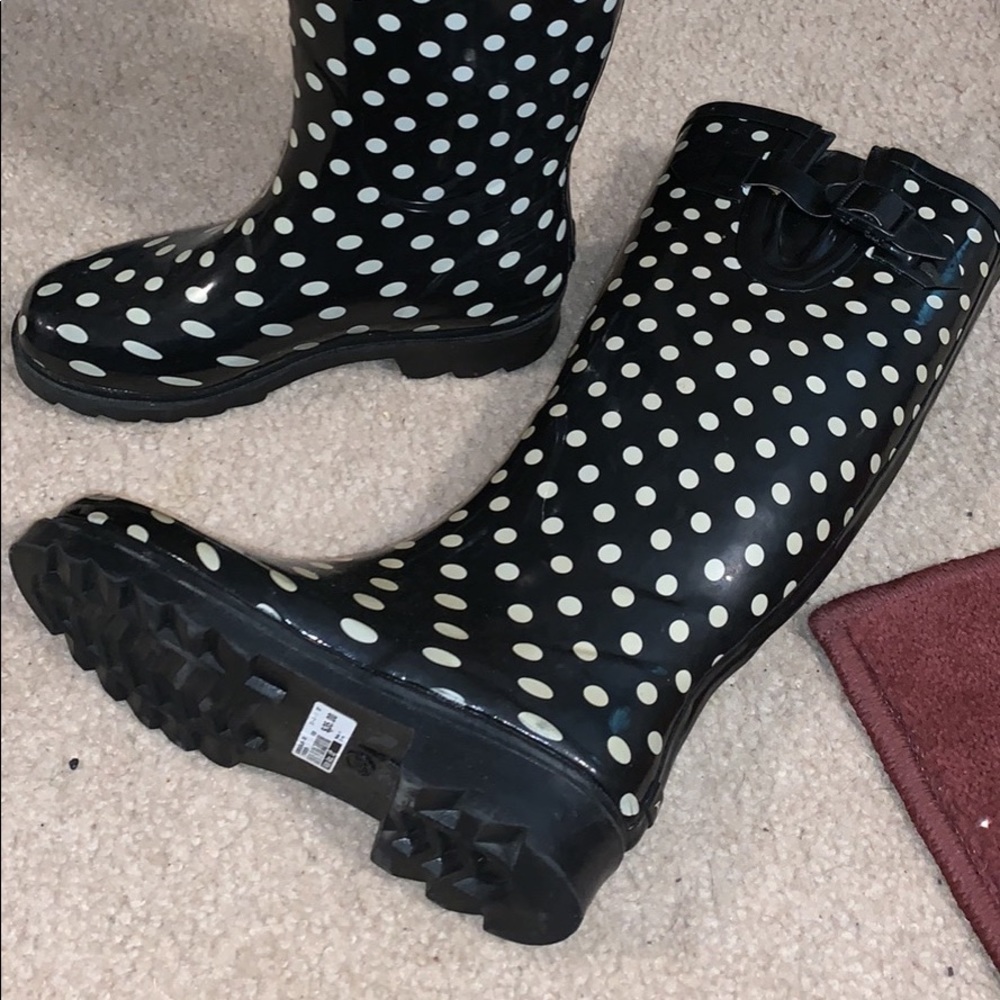 Women’s rain boots